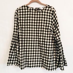 Gingham Bell Sleeve Top!!